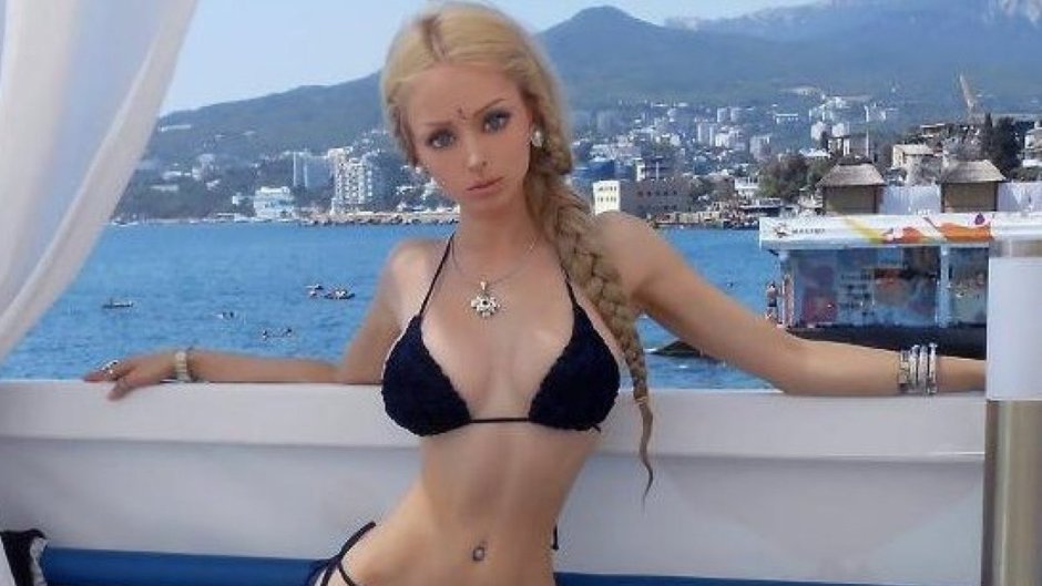 Valeria Amatue21 Lukyanova +18