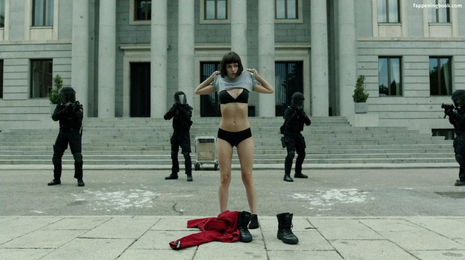 Ursula Korbero Topless