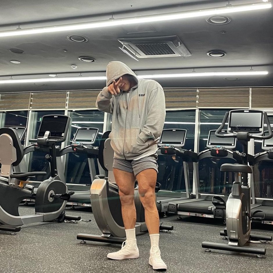 Wonho Korean singer