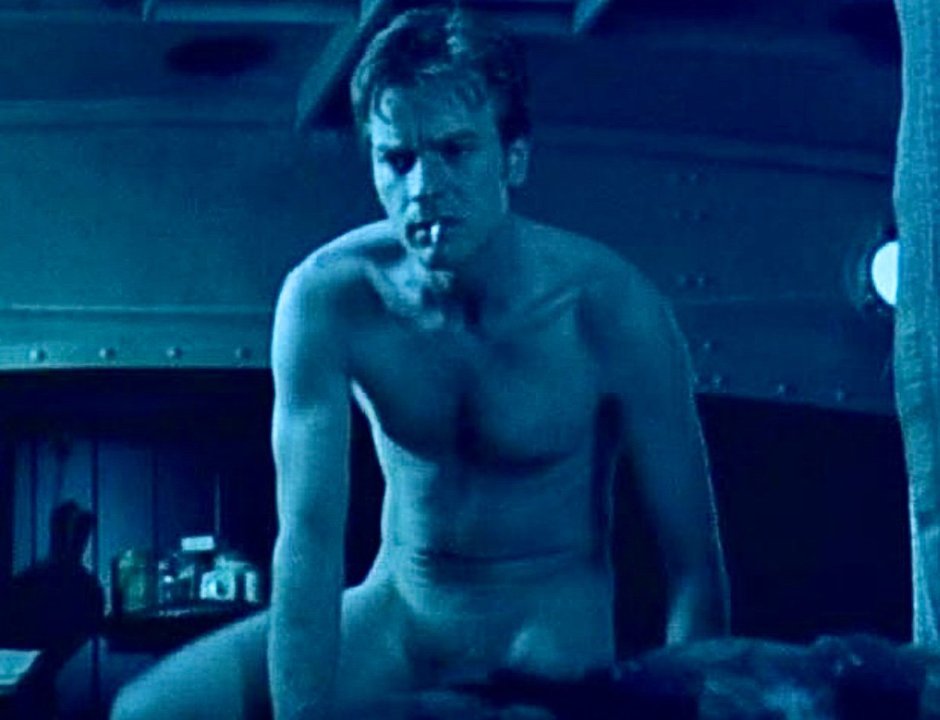 Daniel Craig without a shirt