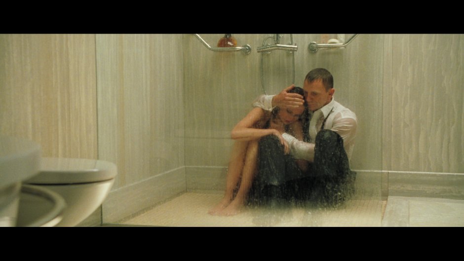 James Bond and Eva Green in the soul