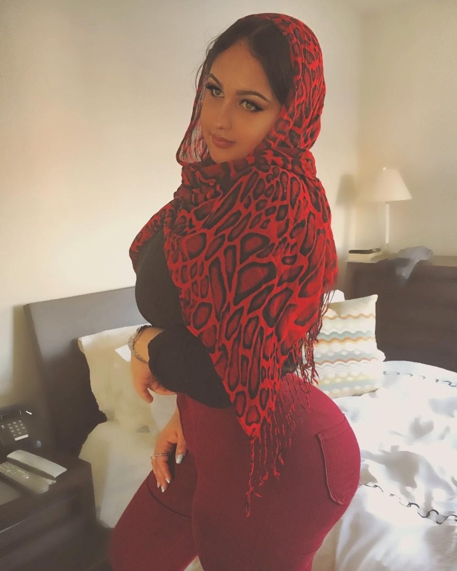 Arab women without naked