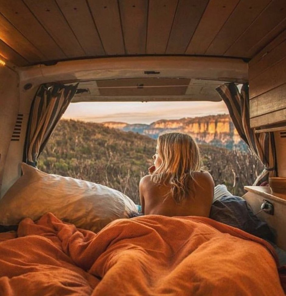 Traveling Hoppy Girl
