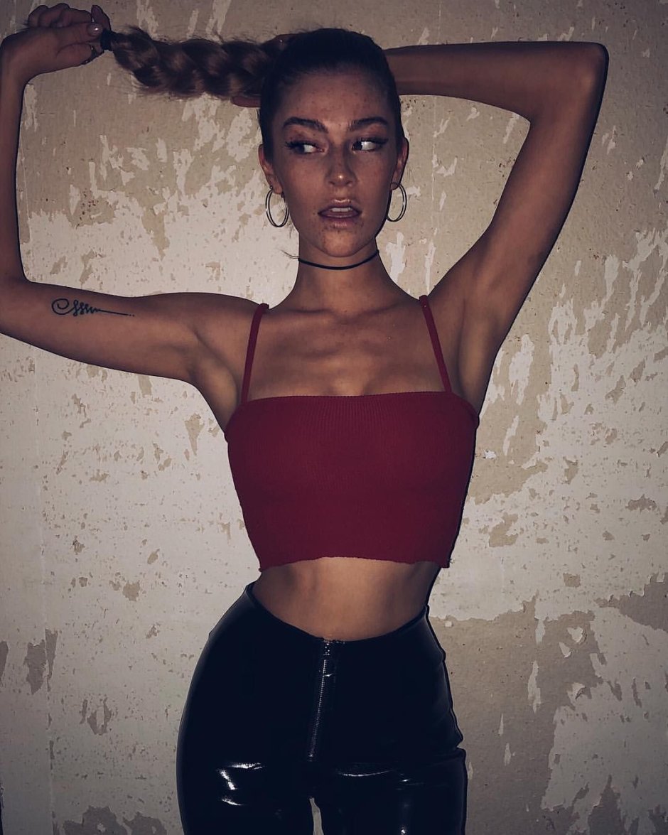 Polina Porizkova 2022