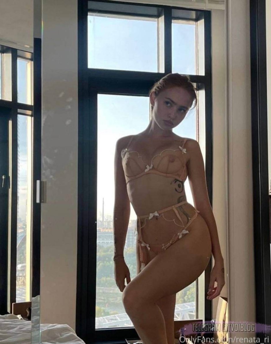 "Renata Valliulina" Toples