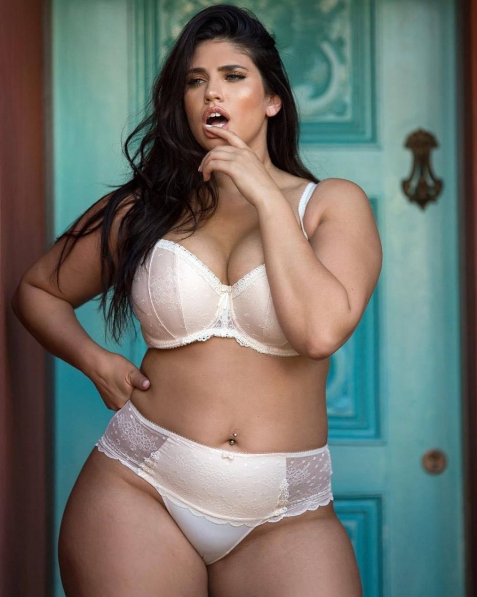 Louise Morgan Plus Saiz 18