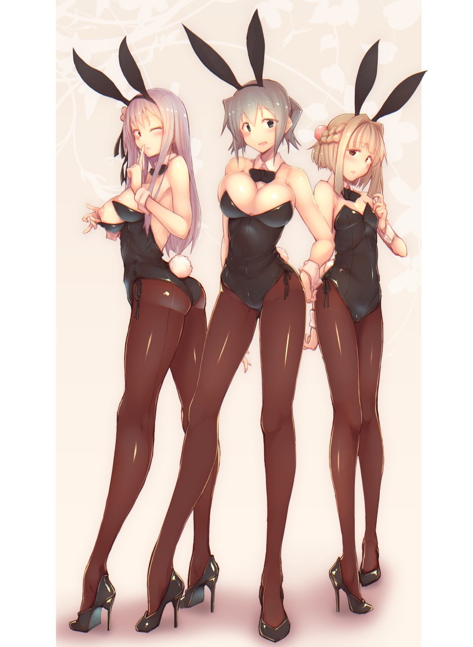Leuvushka in a suit of a cheat anime