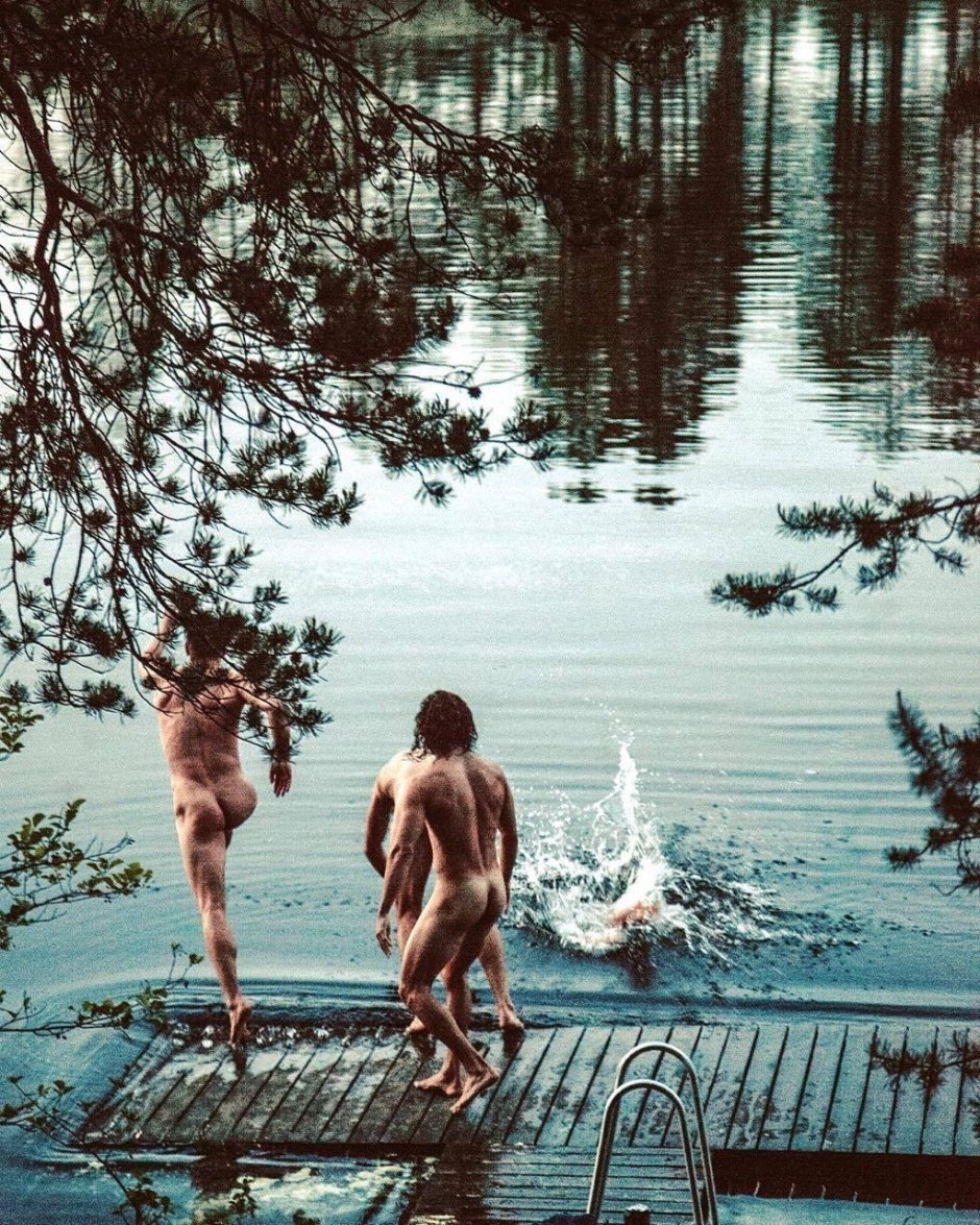 Swimming naked male - 71 photo