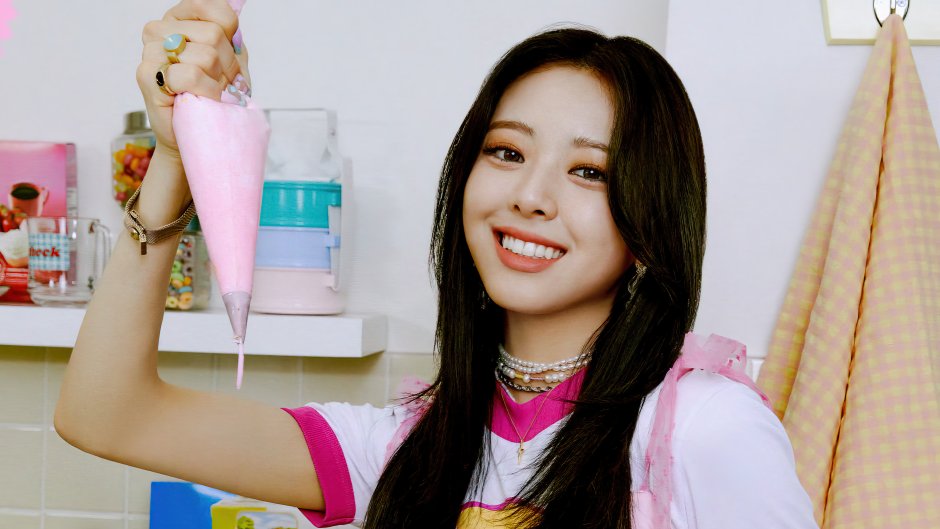 Itzy Yuna Mafia