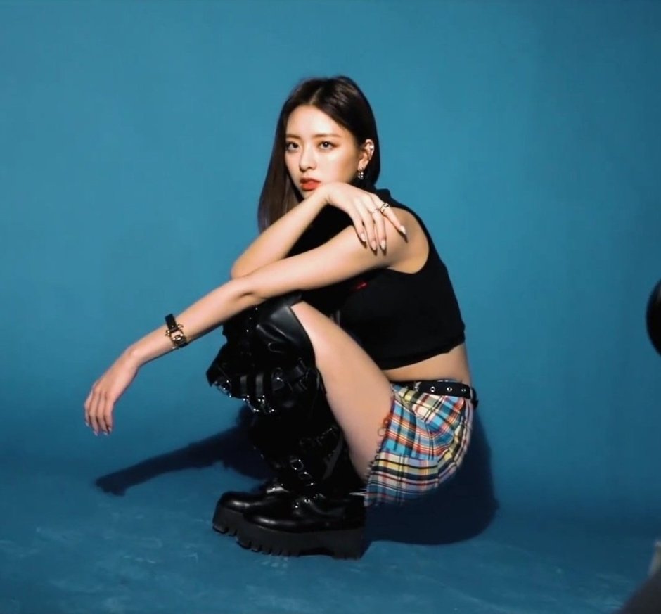 Itzy gif
