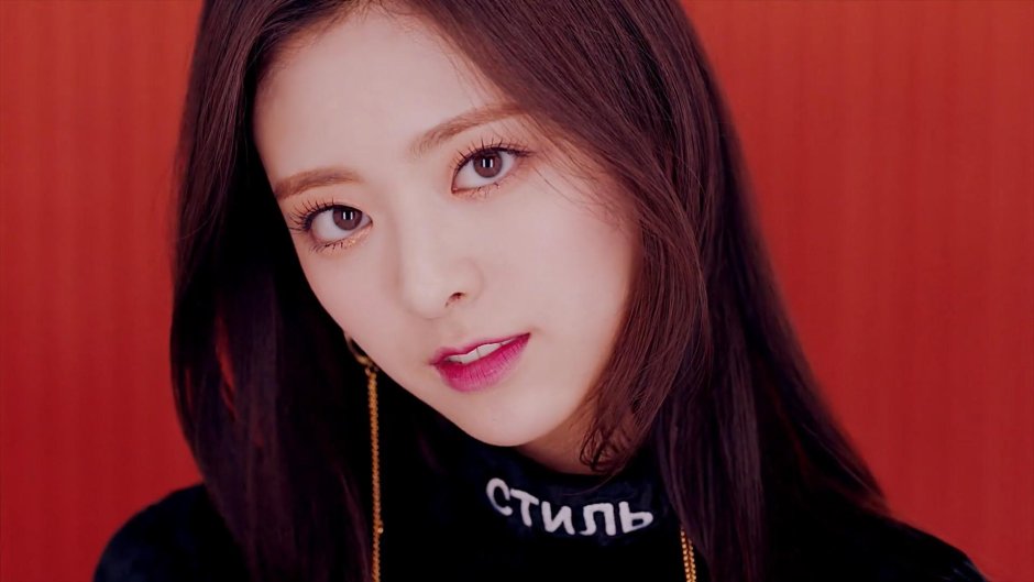 Itzy 180p