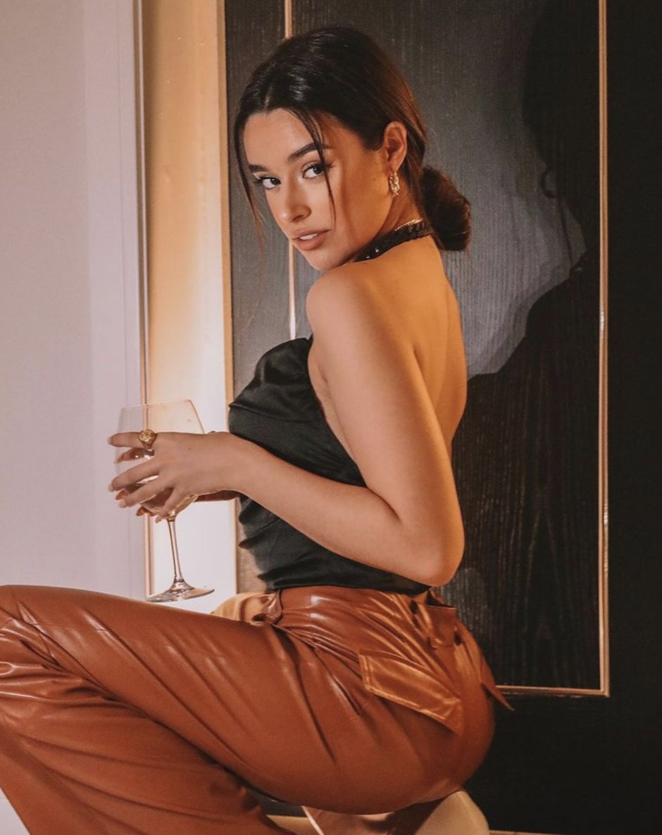 Joleen Diaz Hot photo