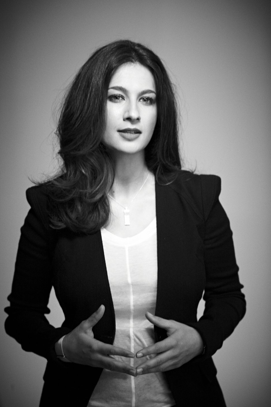 Yalda Hakim Husband