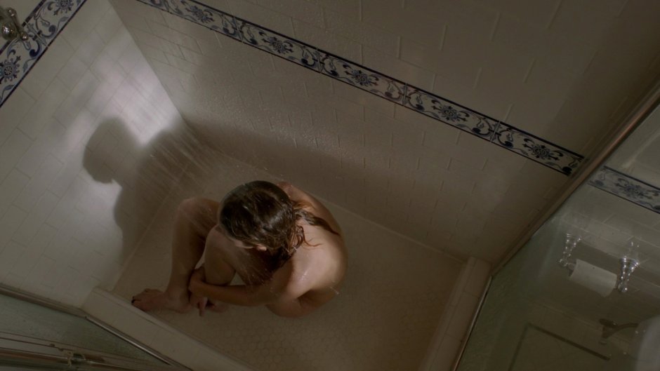 Naked Britt Robertson Tits