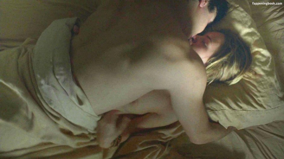 Naked Brittani Robertson