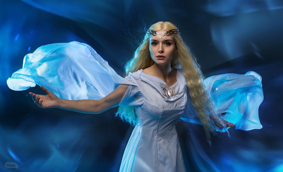 Galadriel cosplay