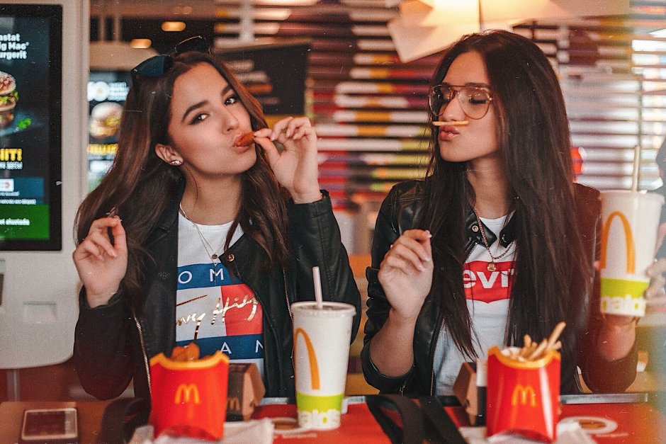 Photo shoot in McDonald's girls