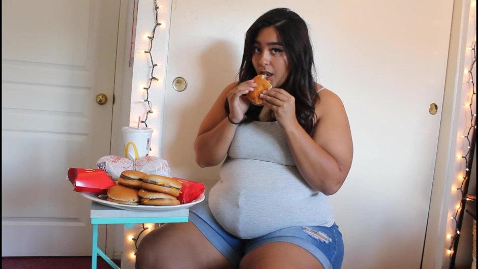 Young bbw Cherries