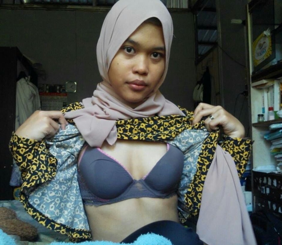 Memek Jilbab 2020