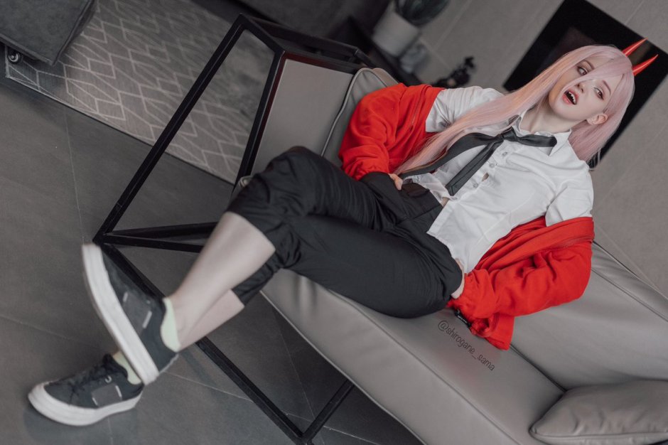 Sasha Holland Cosplay