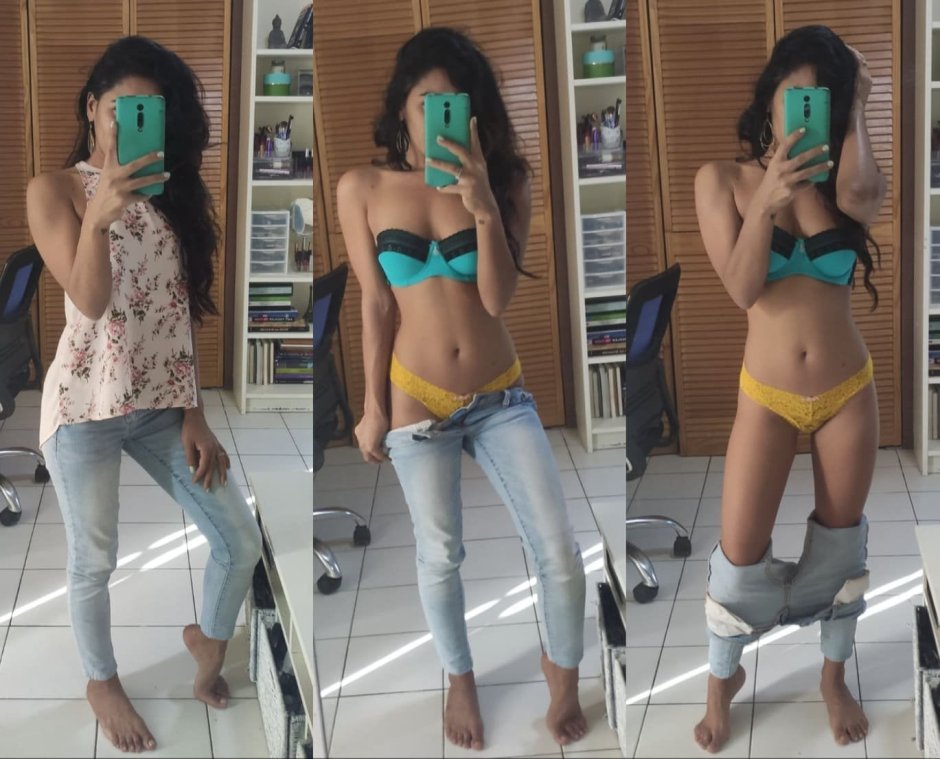 Natalia Lausano in Bikini