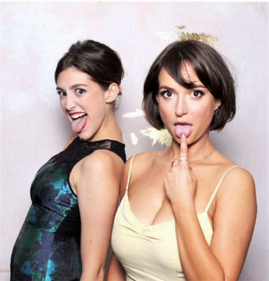 Milana Vayntrub Bust