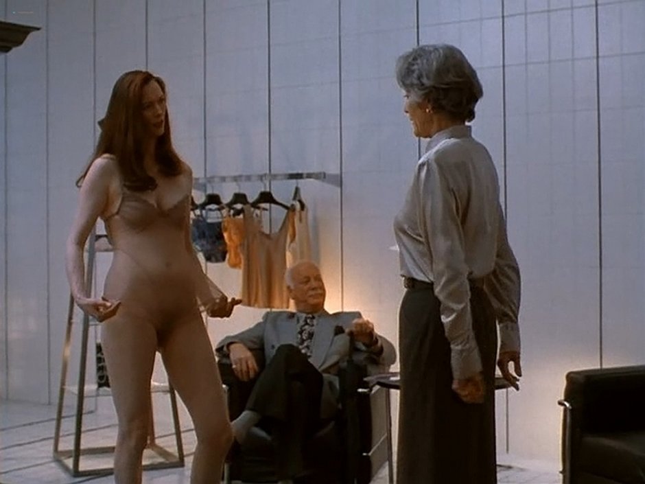 Tilda Swinton photo naked