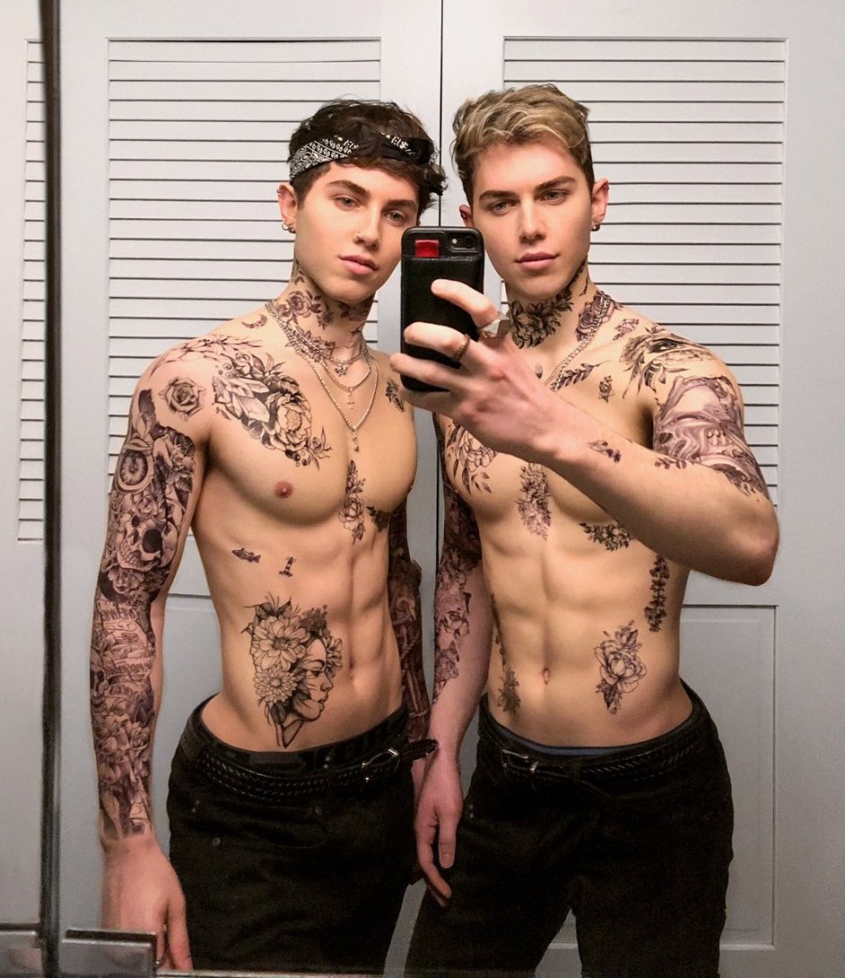 Connell Twins