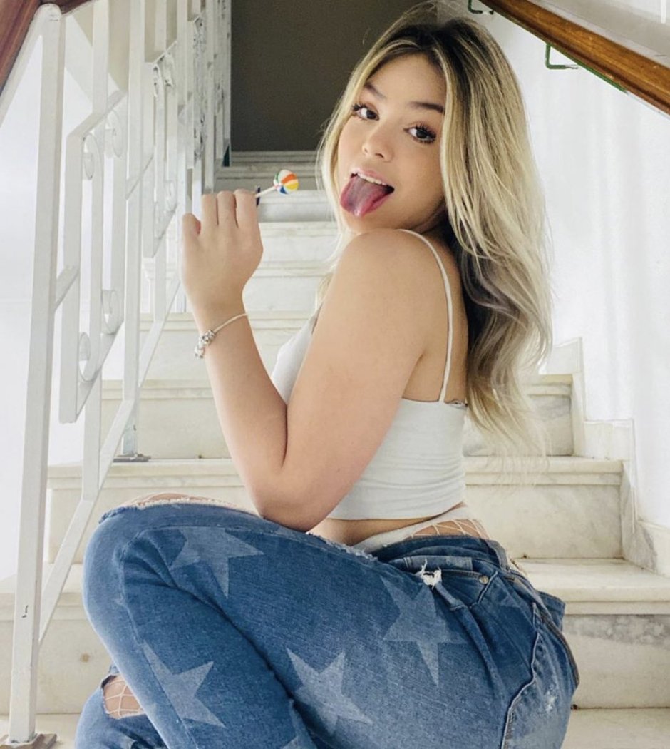 Melody Kiss actress