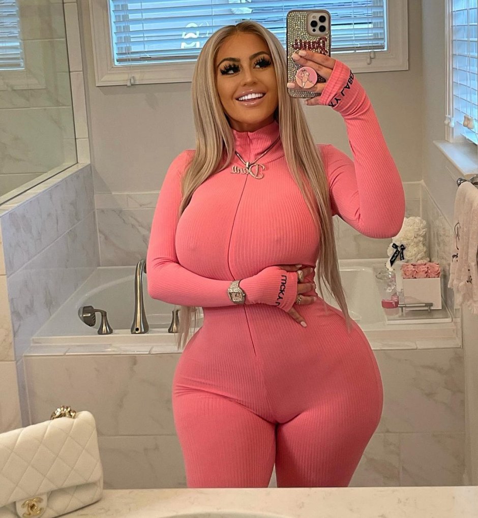 Danii Banks is hot
