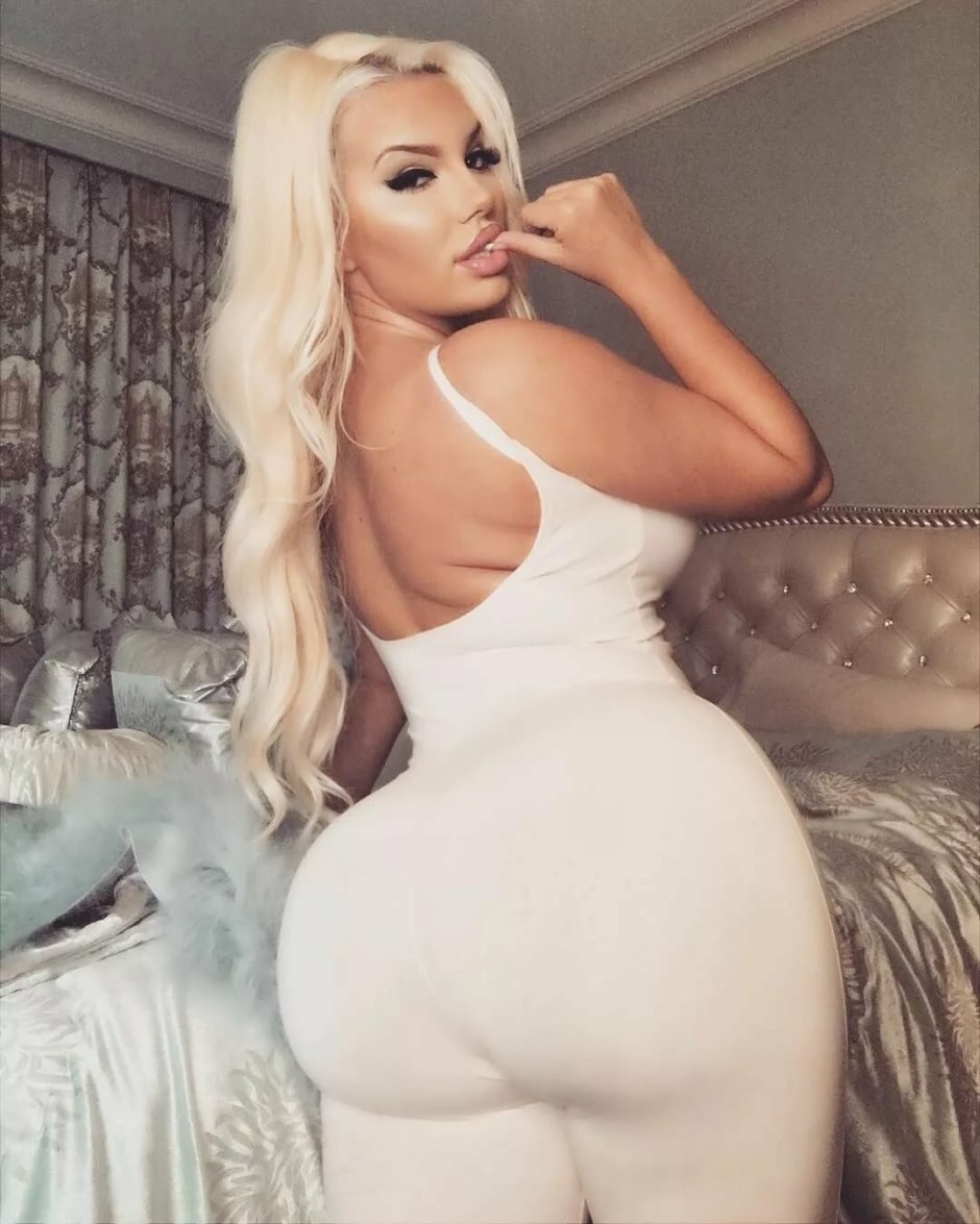 COCO Nicole Austin