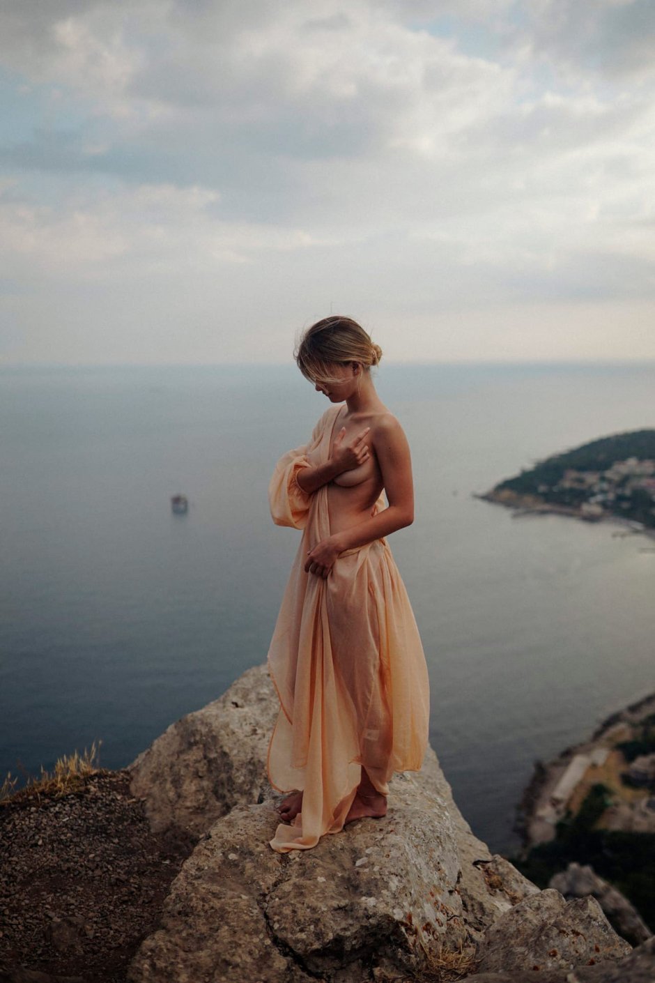 Neu Ling Naked Igor Vyushkin