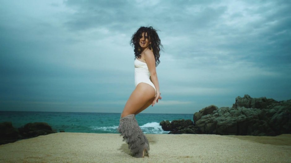 Inna performer
