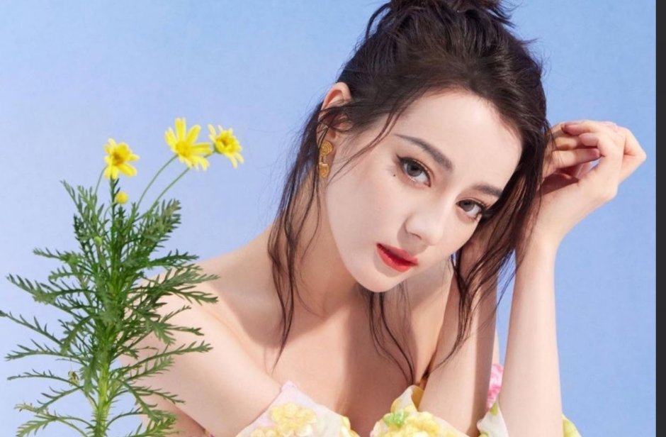 Jin Tian actress tits