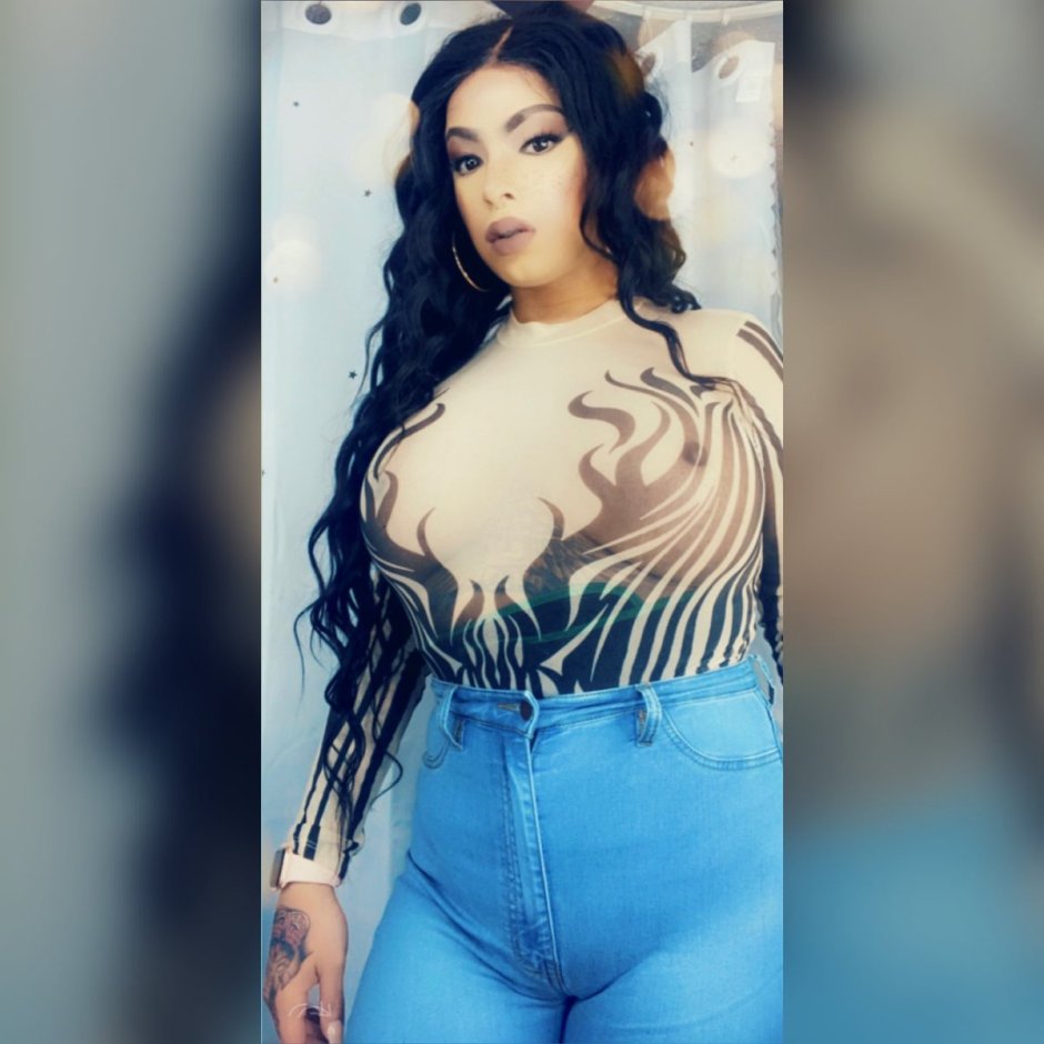 Goddess Bella top 1.5