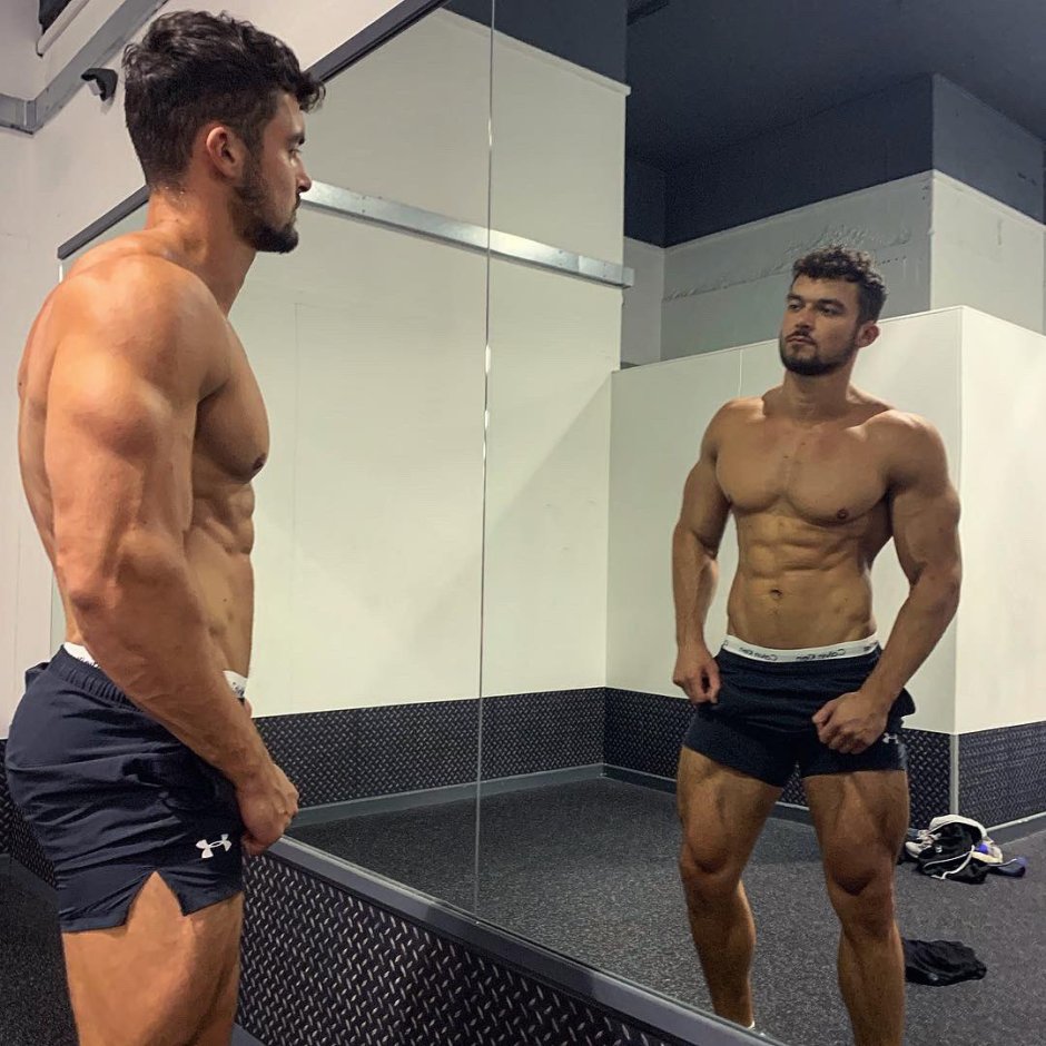 Daniel Montaoya porn actor