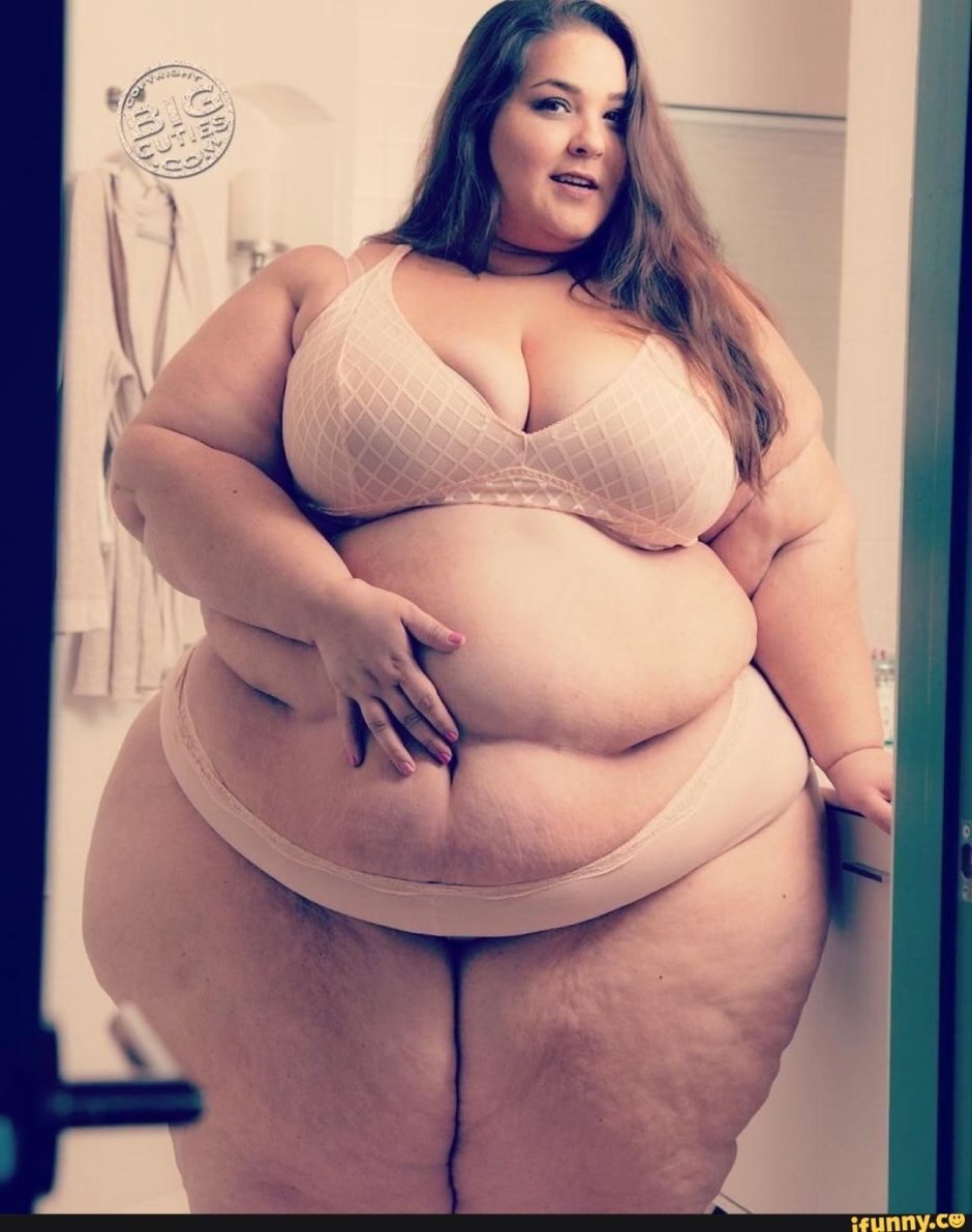 Naked fat woman BBW Calves