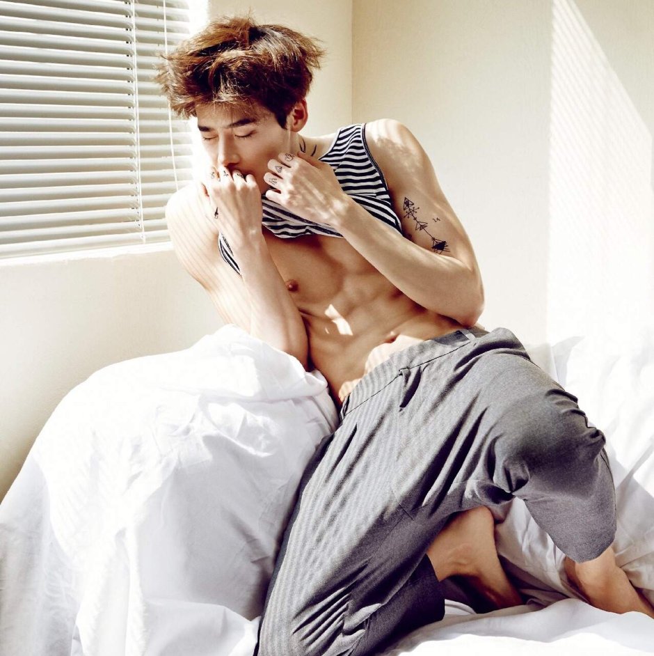 Lee John Sok torsos