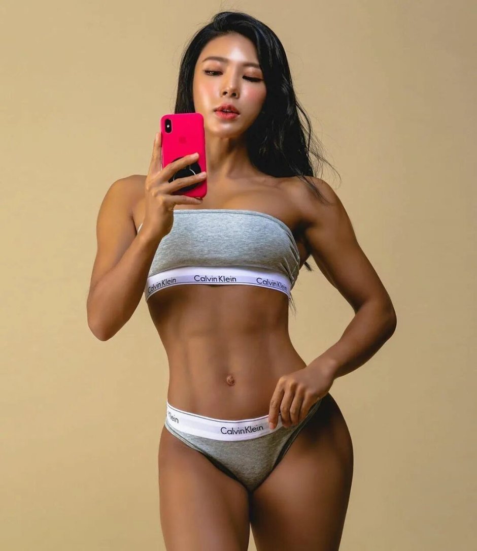 Hot fitness Asian