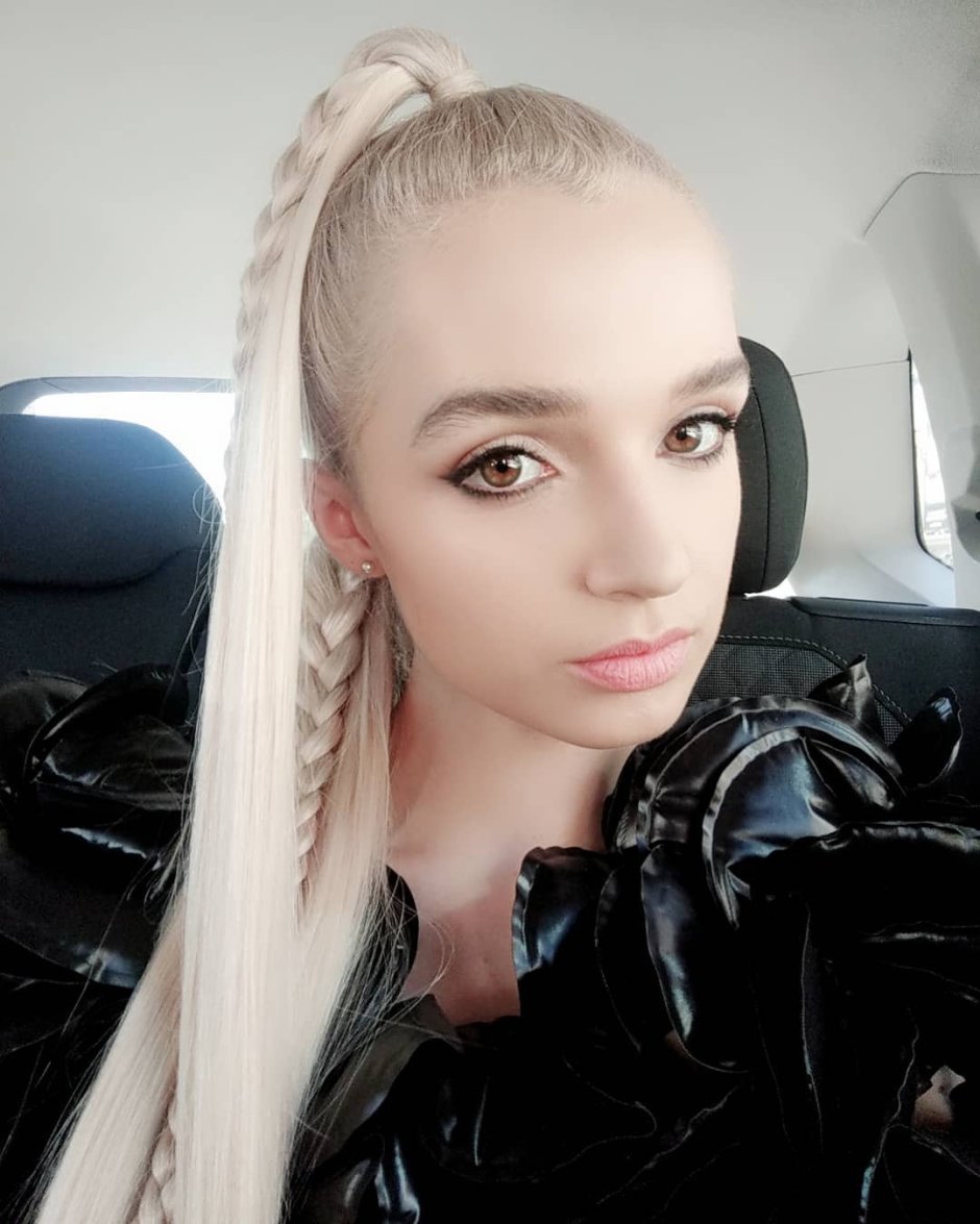 Poppy Body singer