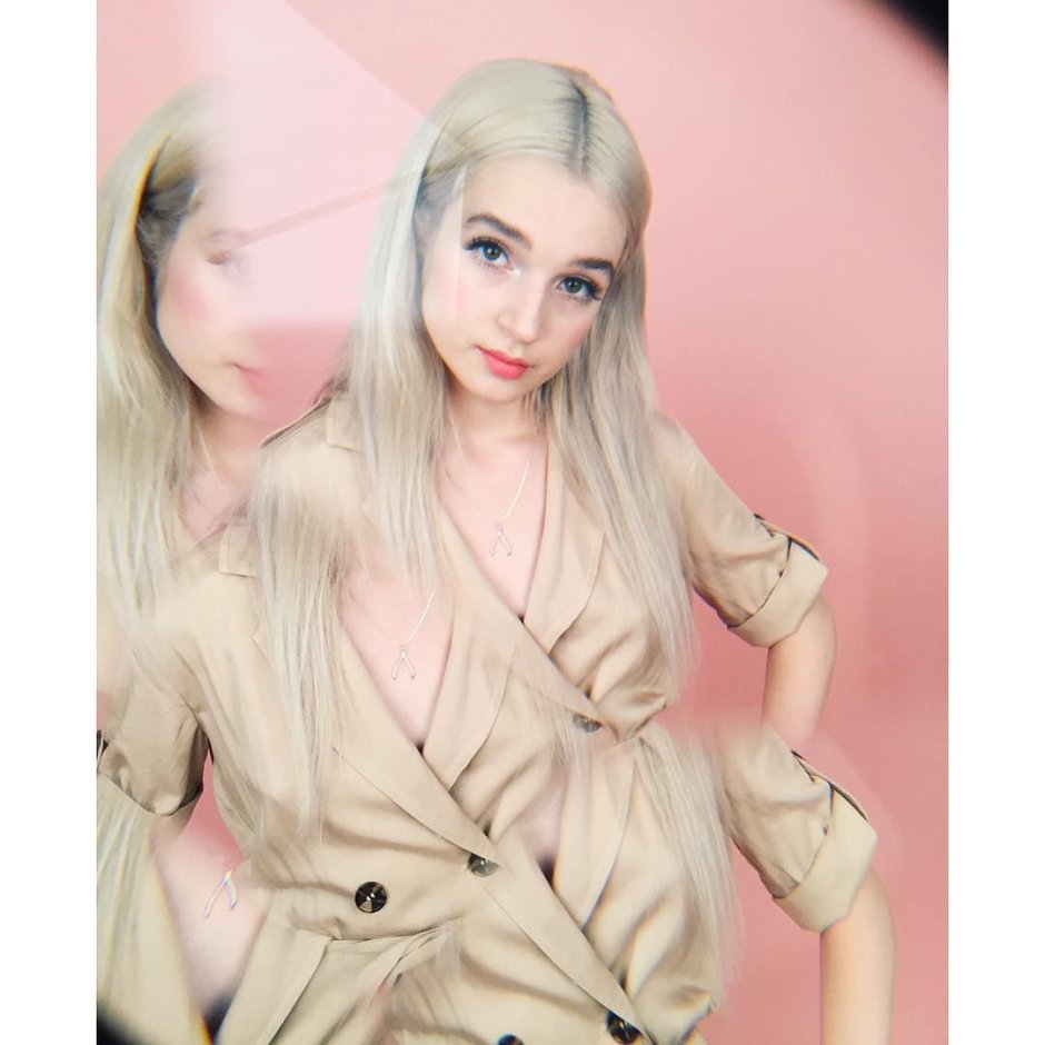 Poppy Singer 2021