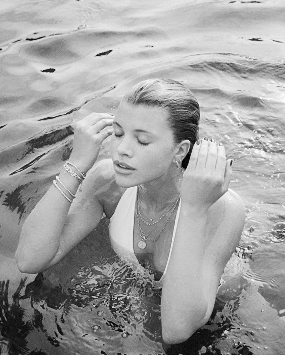 Sofia richie topless - 75 photo