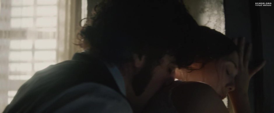 Oscar Isaac Naked