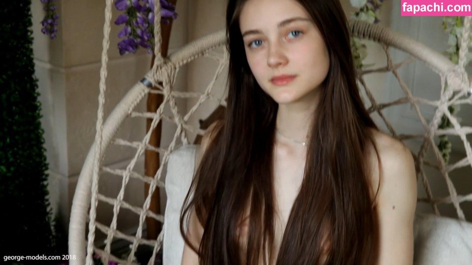 Marvelcharm Phoebe
