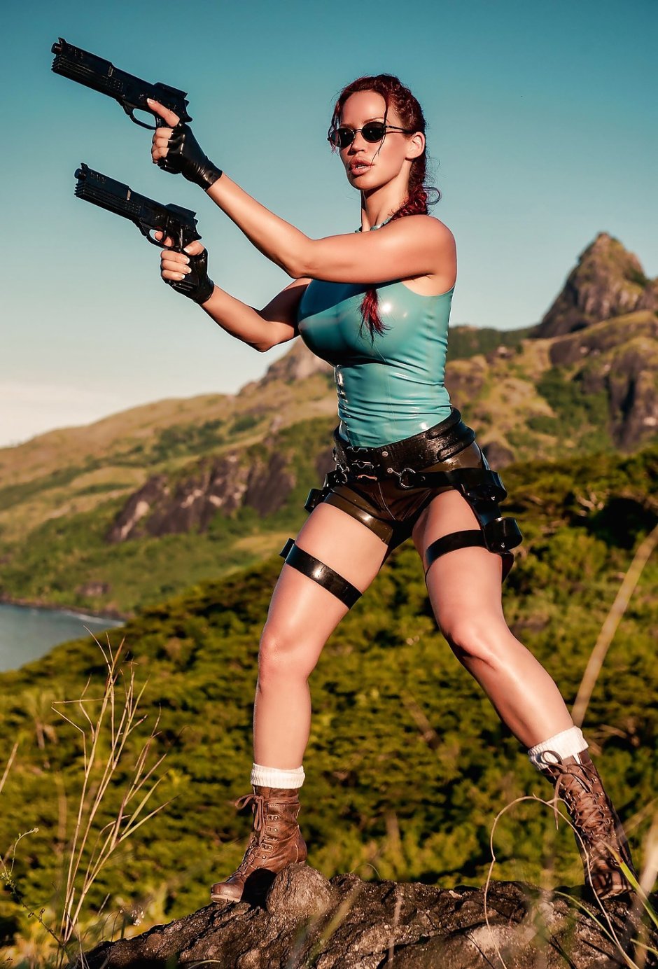 Tomb Raider Cosplay Wallpaper