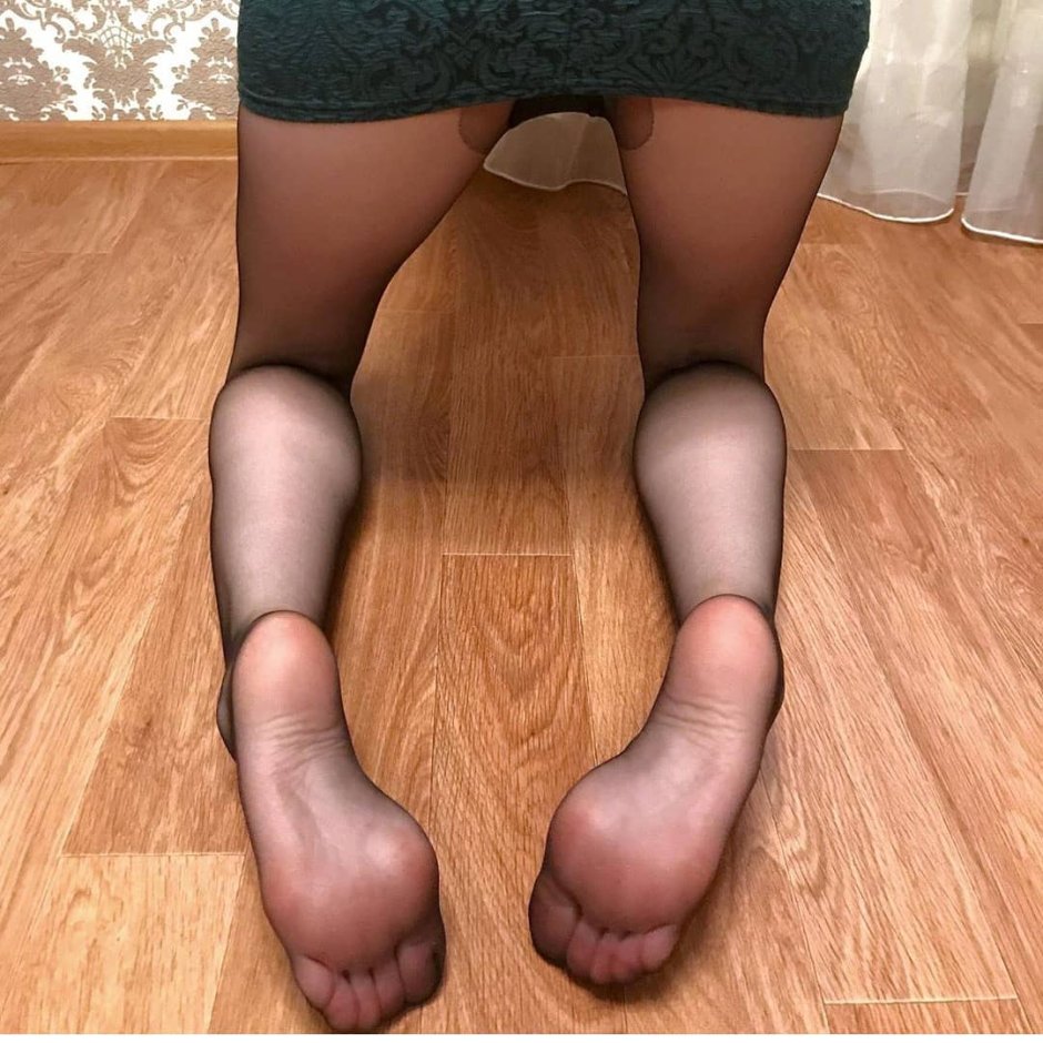 ENCASEMENT Pantyhose