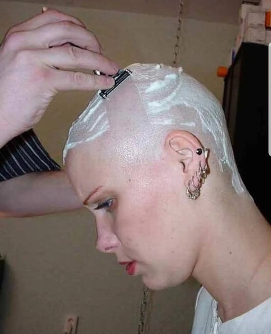 Women headshave - 80 photo