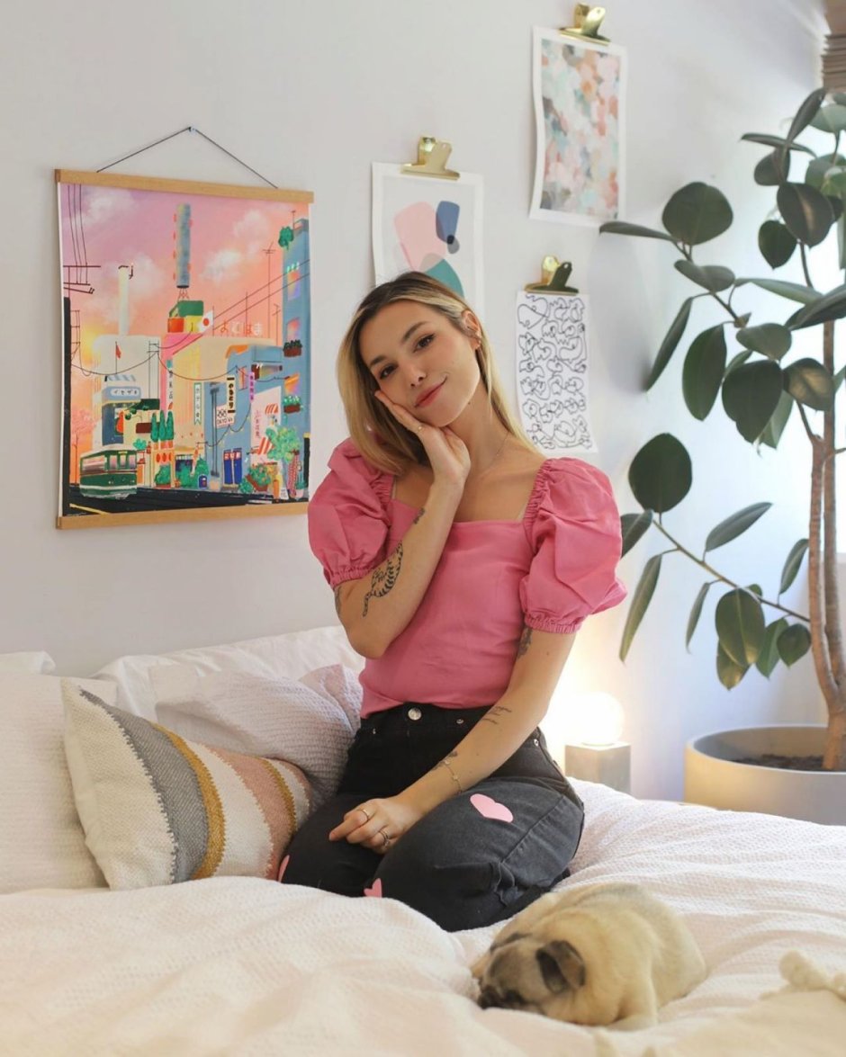 Marzia Short Hair