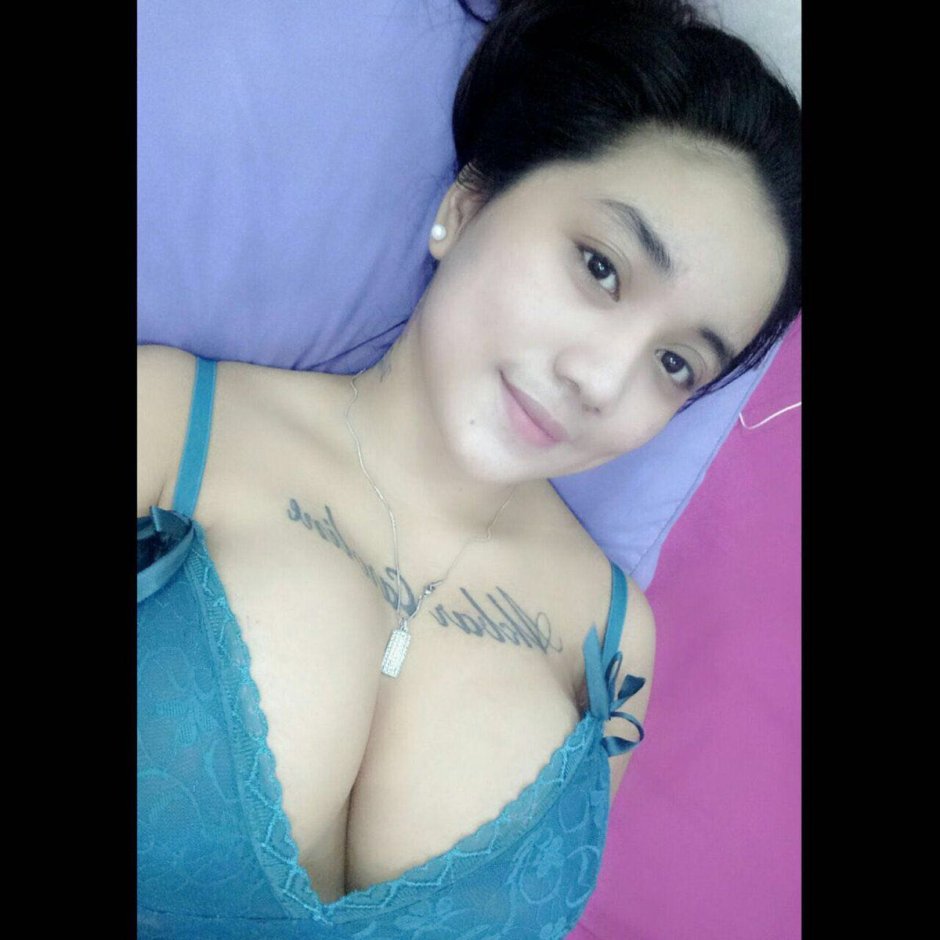 Dessy Punon Bugil