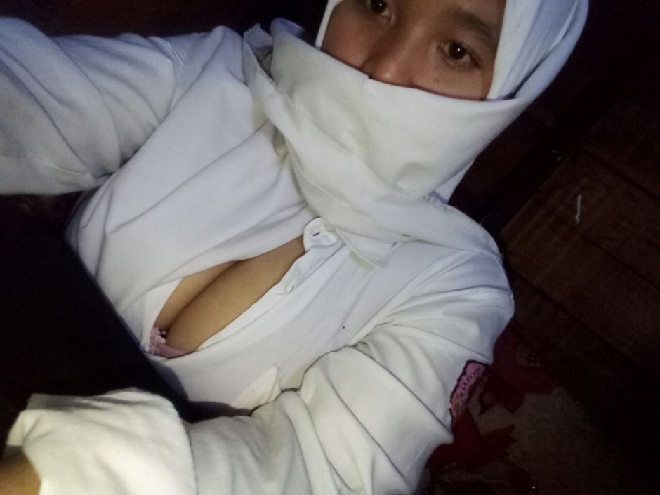 Abg Jilbab Colmek Viral